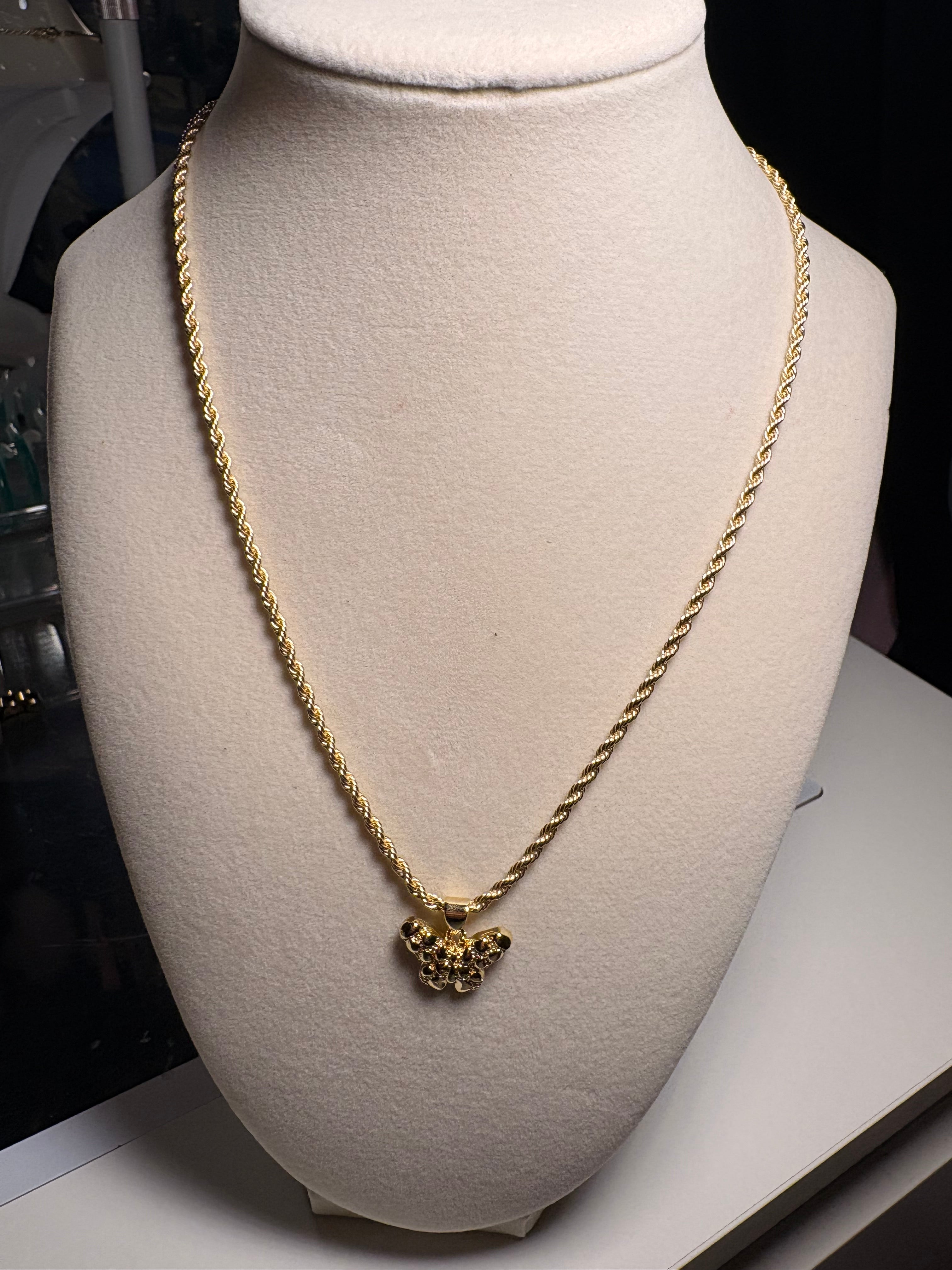 BTRYFLY NECKLACE🦋