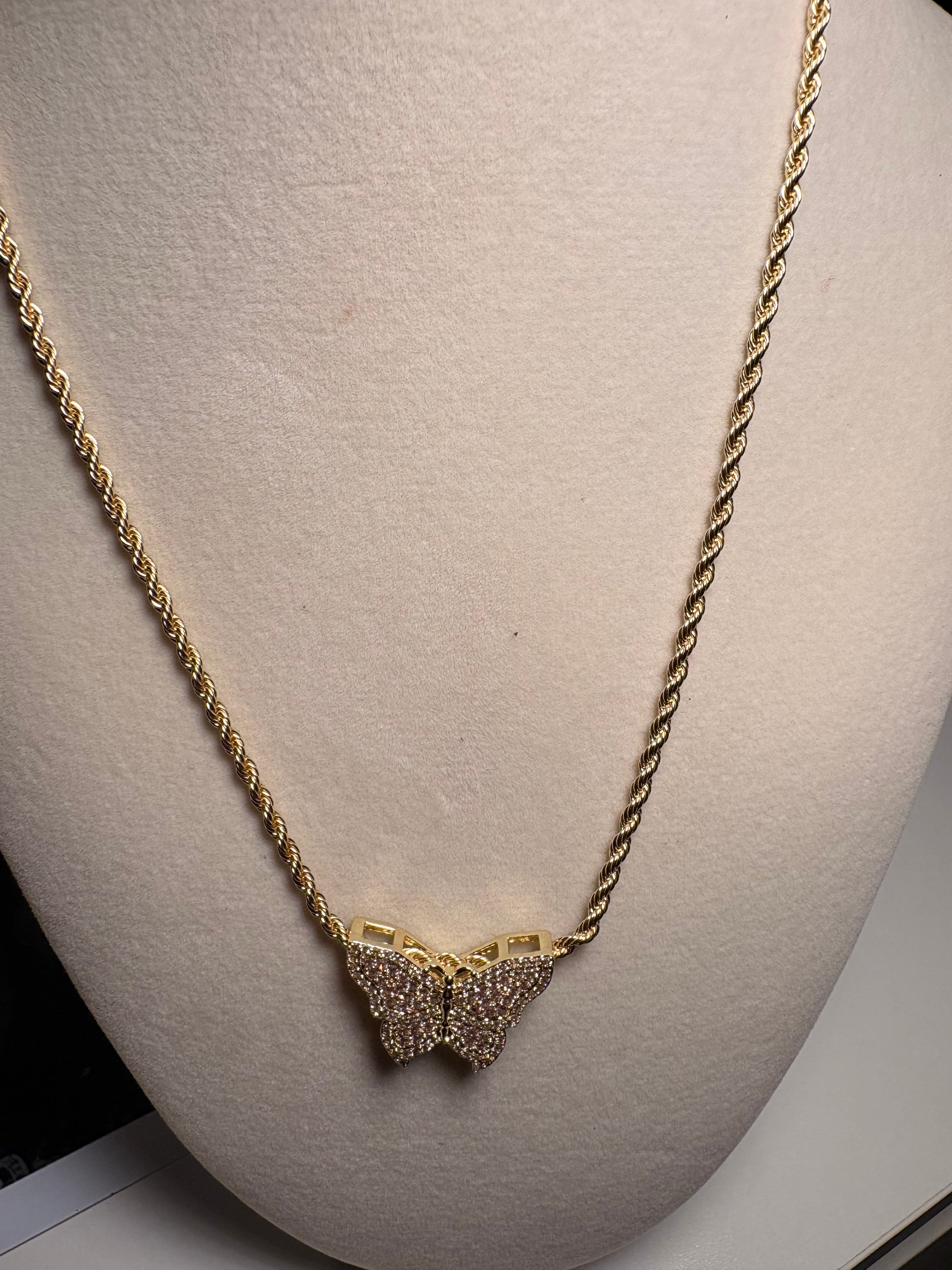 BTRFLY NECKLACE😽