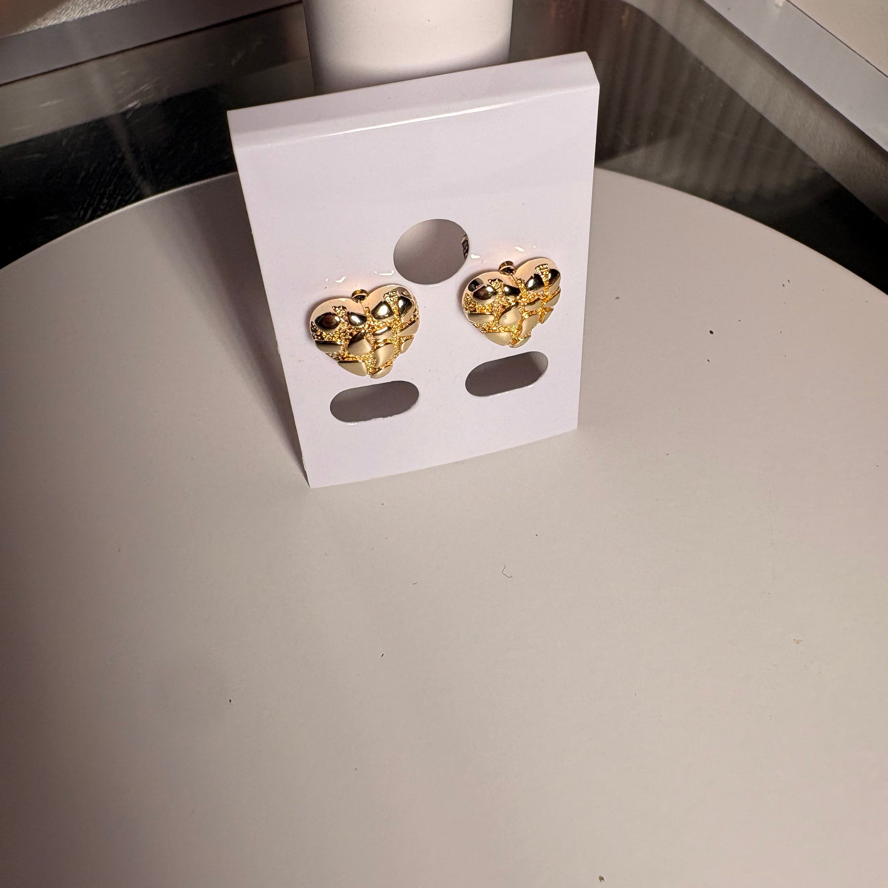 HEART STUD EARRINGS💛
